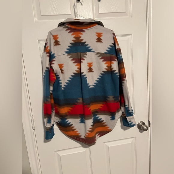 Fornia Patterned Shacket - Picture 2 of 5